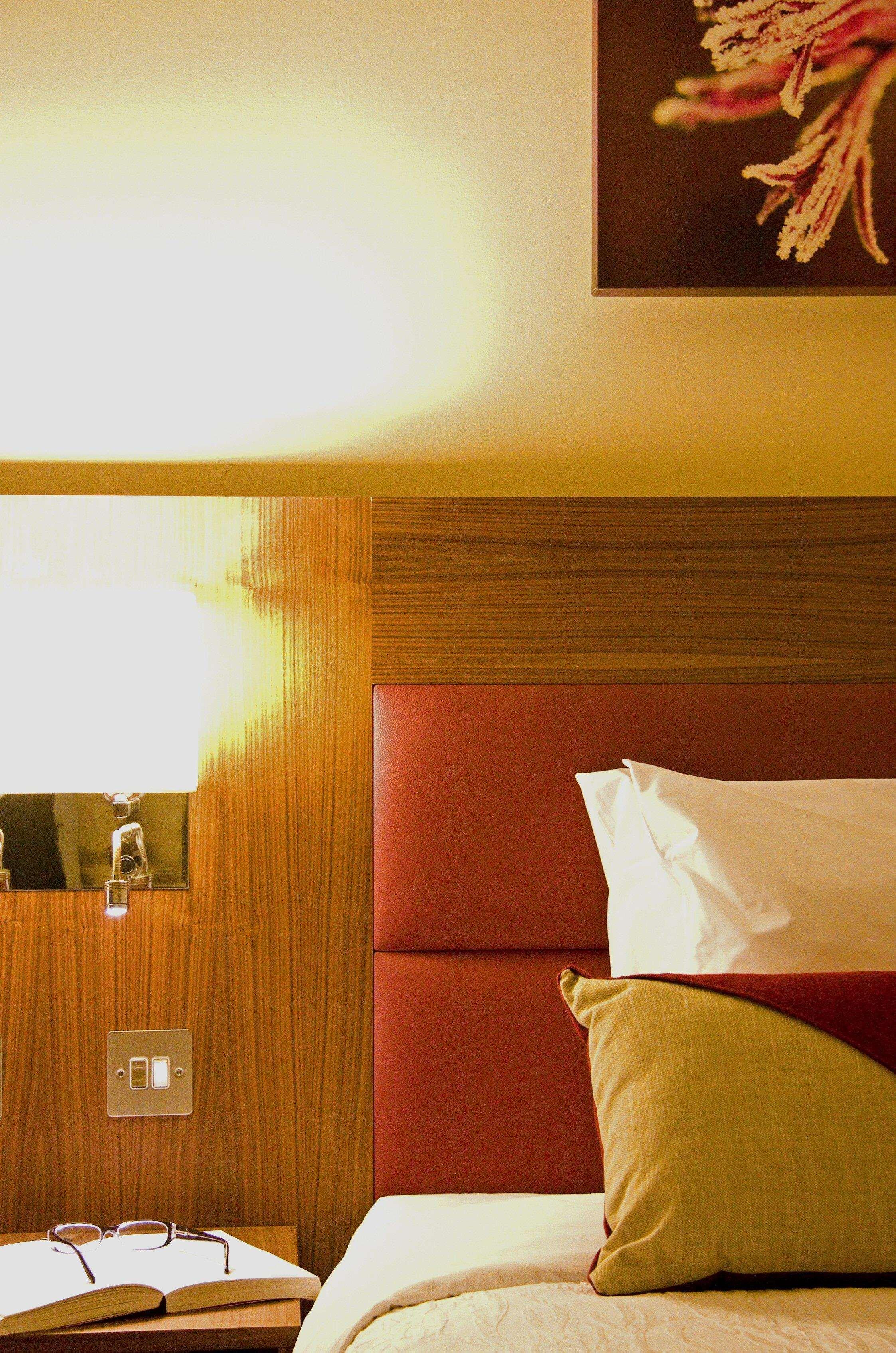 London Luton Vale Hotel Exterior photo